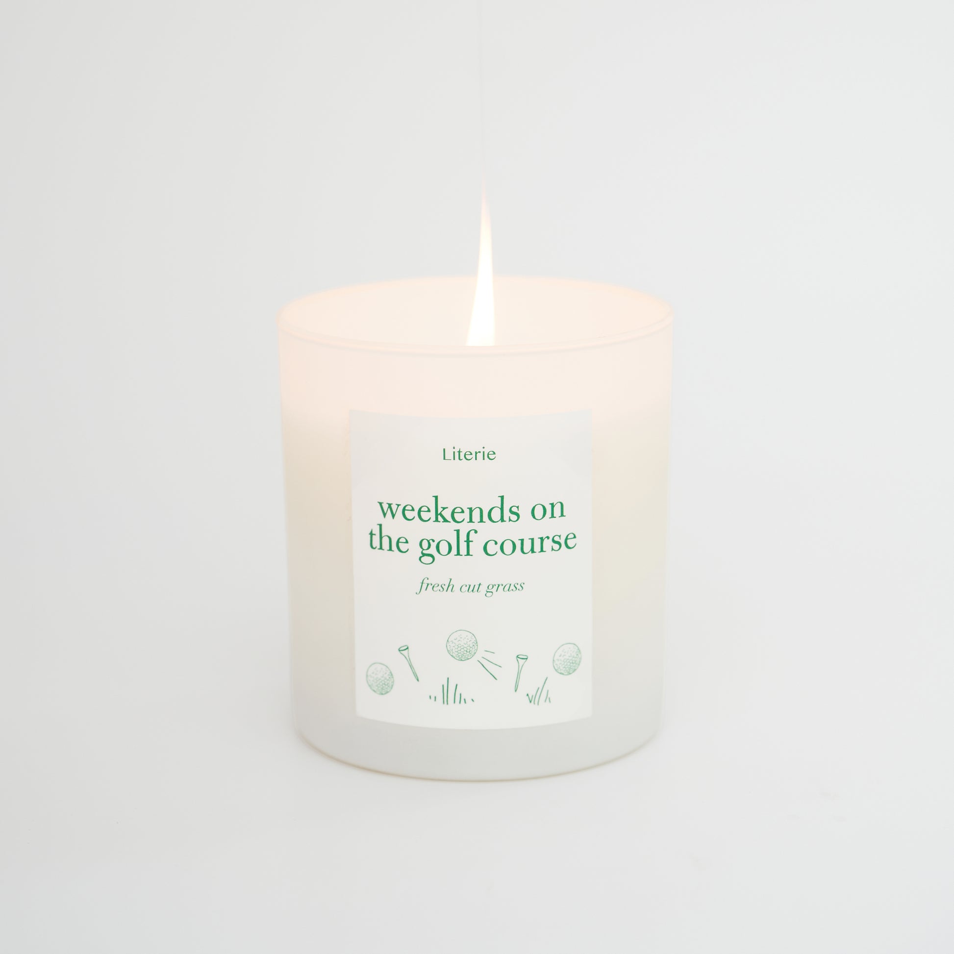 weekend on the golf course candle.