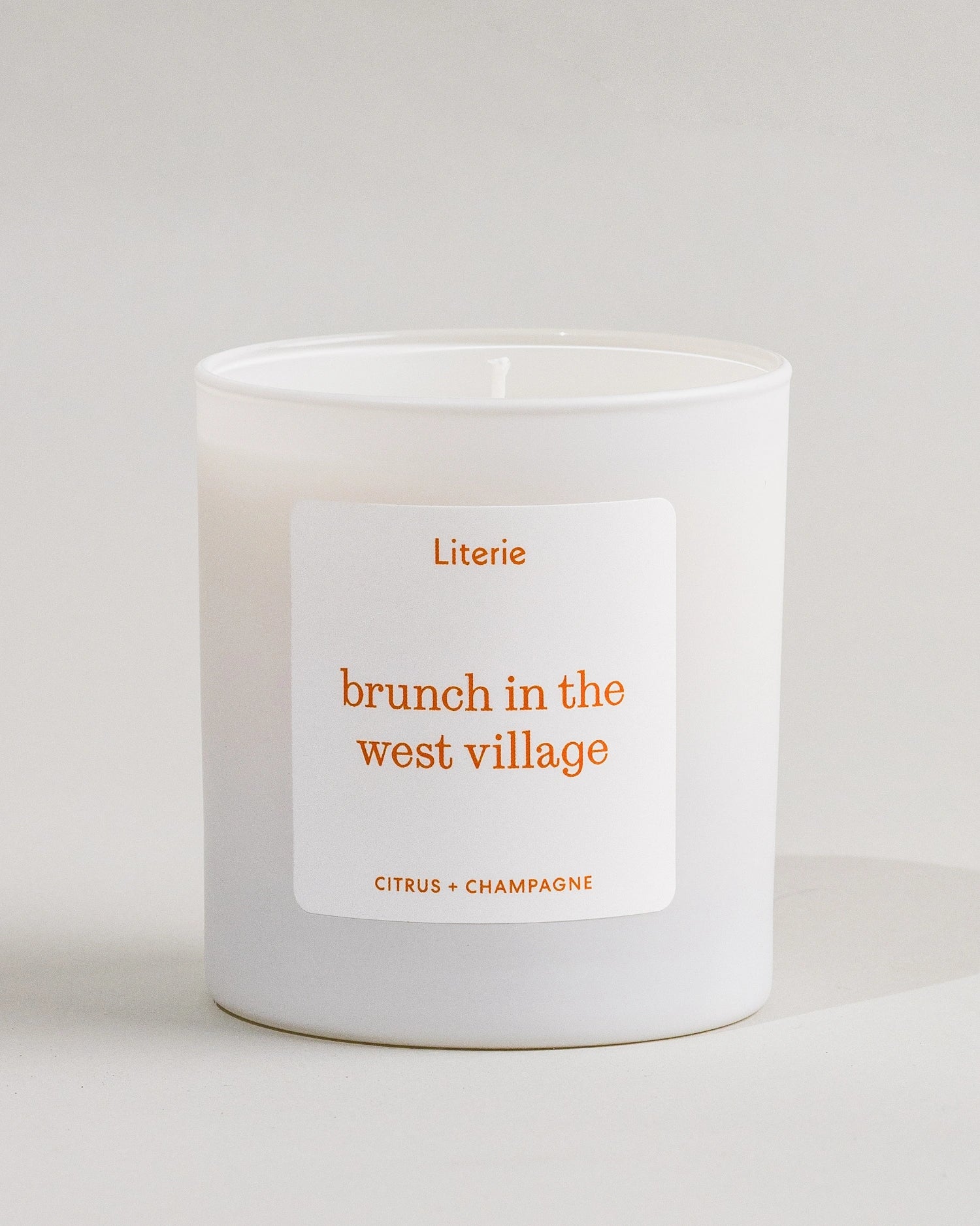 'brunch in the west village' candle by Literie on a white background