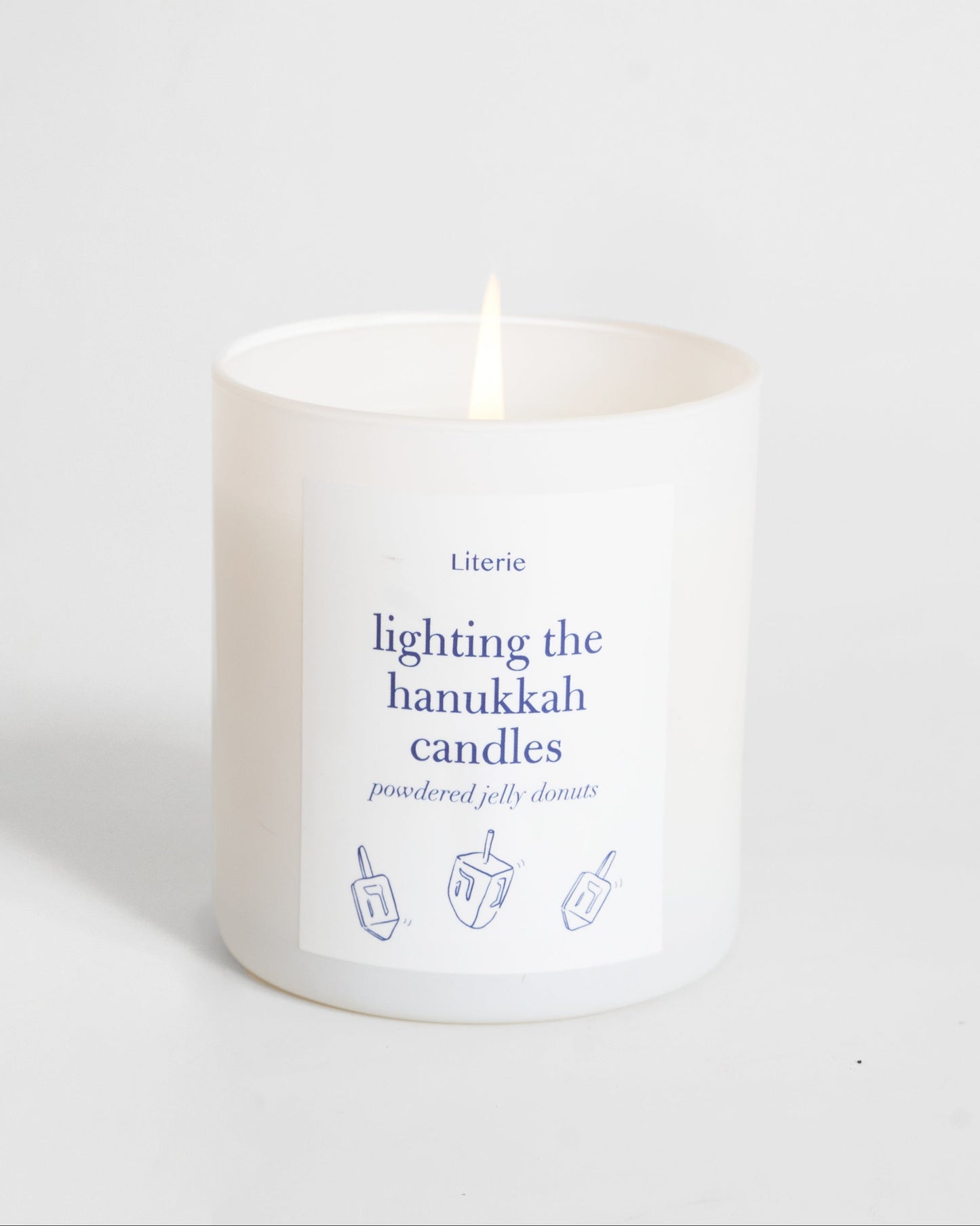 lighting the hanukkah candles